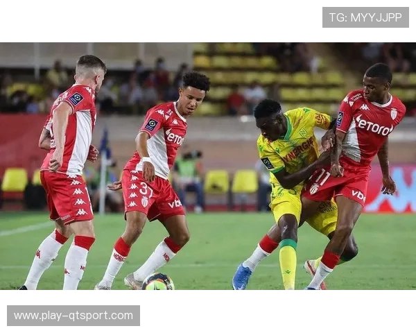 布雷斯特对摩纳哥一役，主场防守显韧性